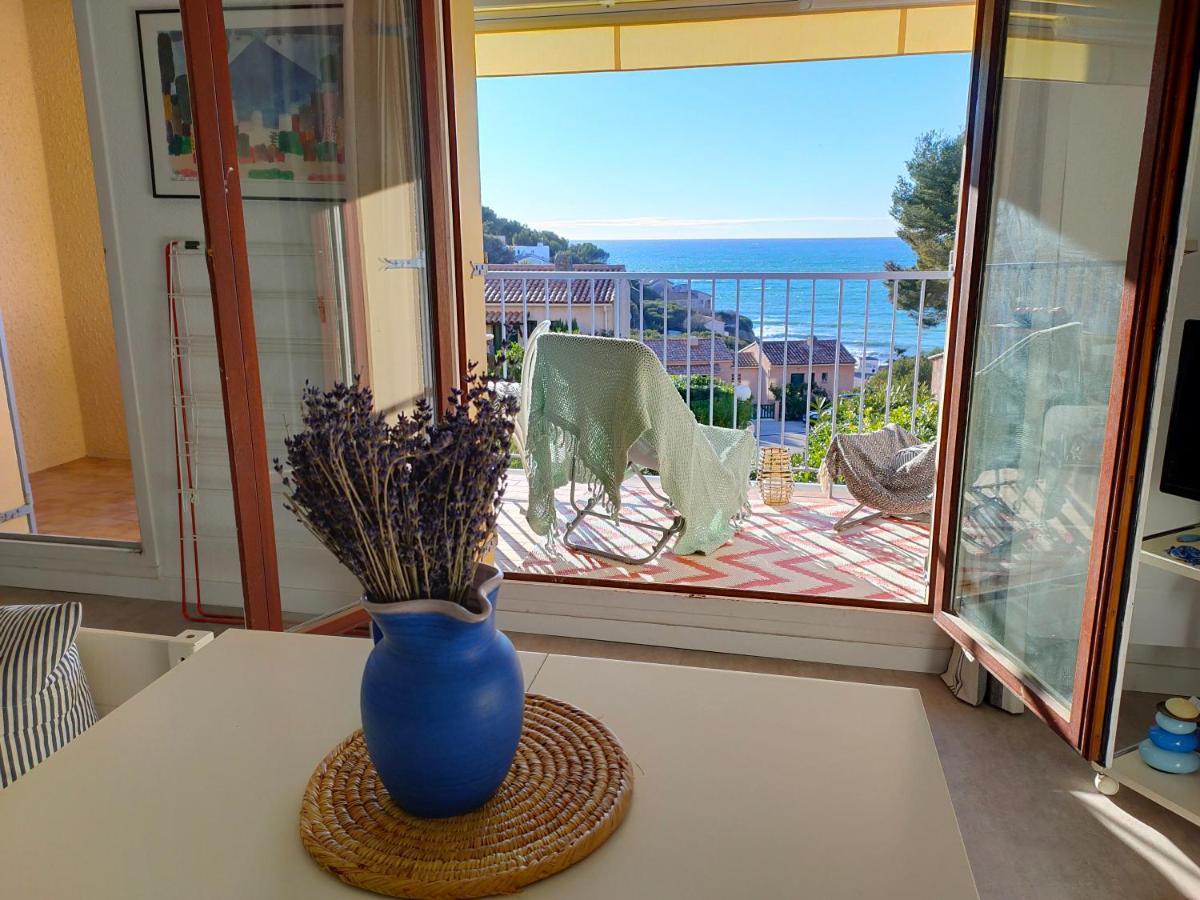 Appartement Avec Terrasse Vue Mer, Proximite Plage, Place Parking Санари-сюр-Мер Экстерьер фото