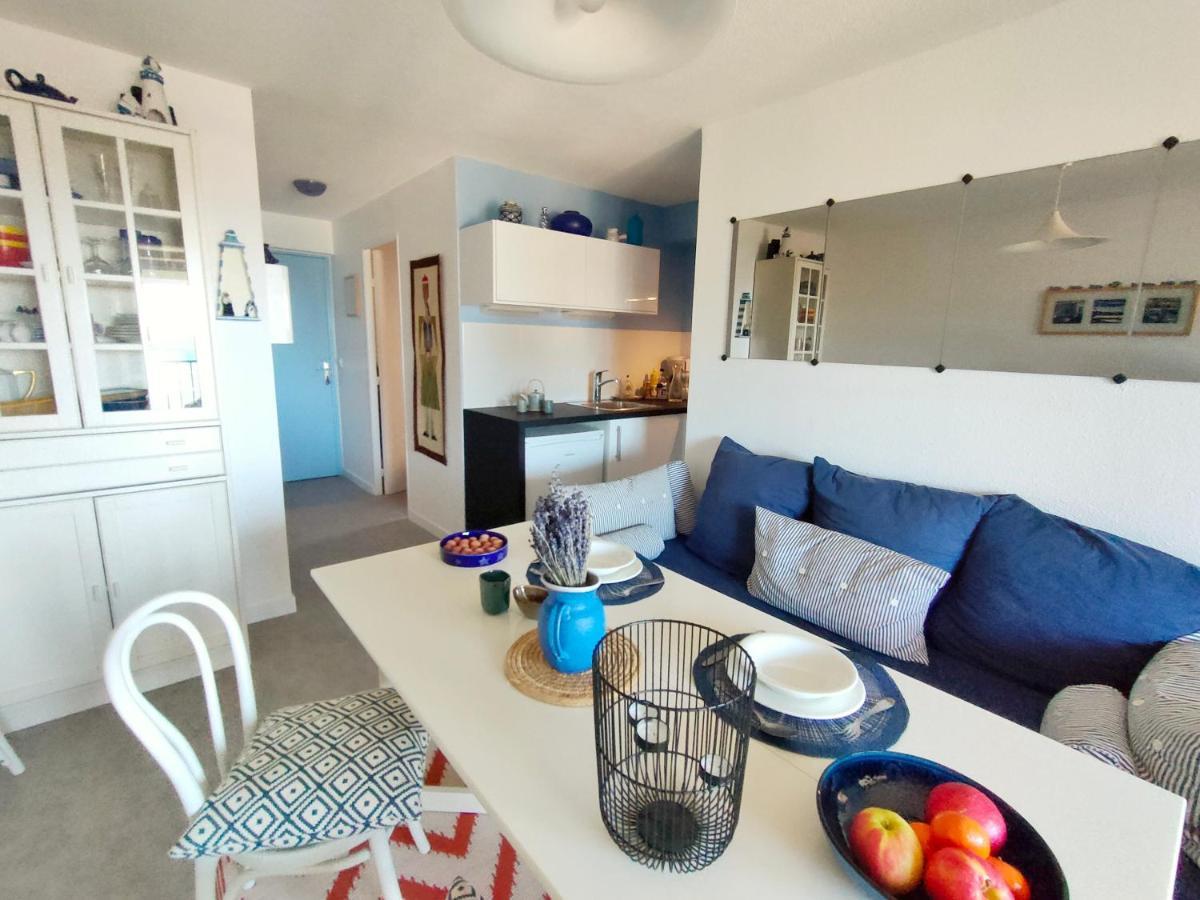 Appartement Avec Terrasse Vue Mer, Proximite Plage, Place Parking Санари-сюр-Мер Экстерьер фото