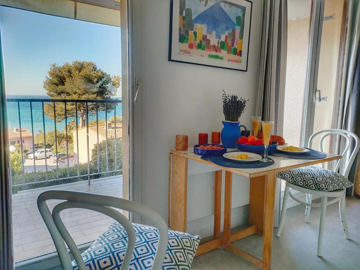 Appartement Avec Terrasse Vue Mer, Proximite Plage, Place Parking Санари-сюр-Мер Экстерьер фото